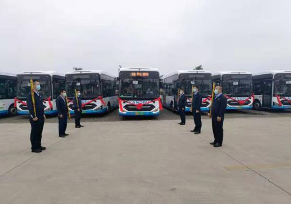 洋浦新形象公交車(chē)出發(fā)啦！